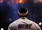 开云体育官网-北欧铁壁与南欧利刃，芬兰强压葡萄牙背后的战术启示，以及巴雷拉无解之谜