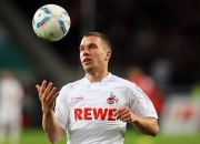 开云官方app入口-戈贝尔统治攻防两端，76人终结雄鹿连胜神话