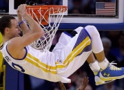 开云体育在线-郭艾伦狂飙难救主，篮网末节逆袭险胜吉林