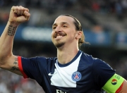 开云体育直播-鹈鹕对阵上海队，锡安·威廉姆森如何用教科书级表现重新定义现代篮球