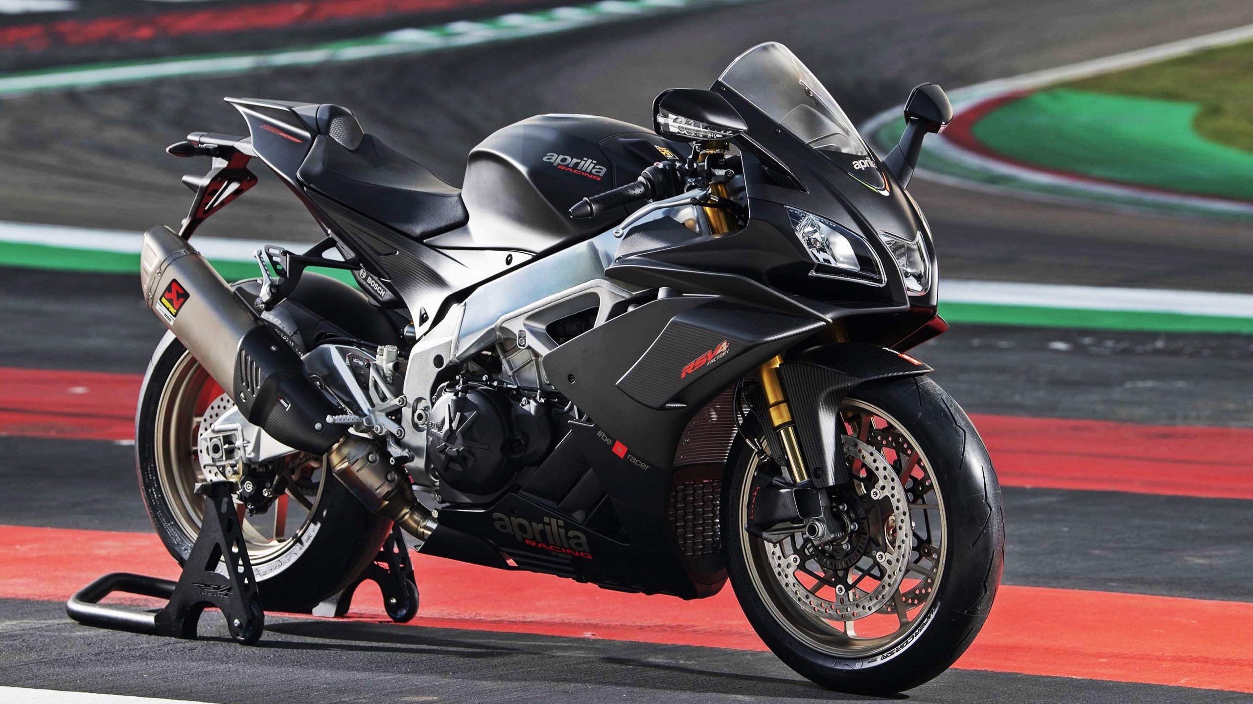 骑士一波流淹没北境，霍勒迪攻防两端诠释统治力