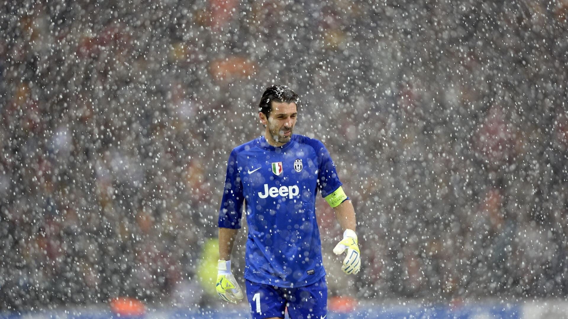 意甲焦点战之夜，孔德赛后评分拉满，诠释何为现代后卫的巅峰