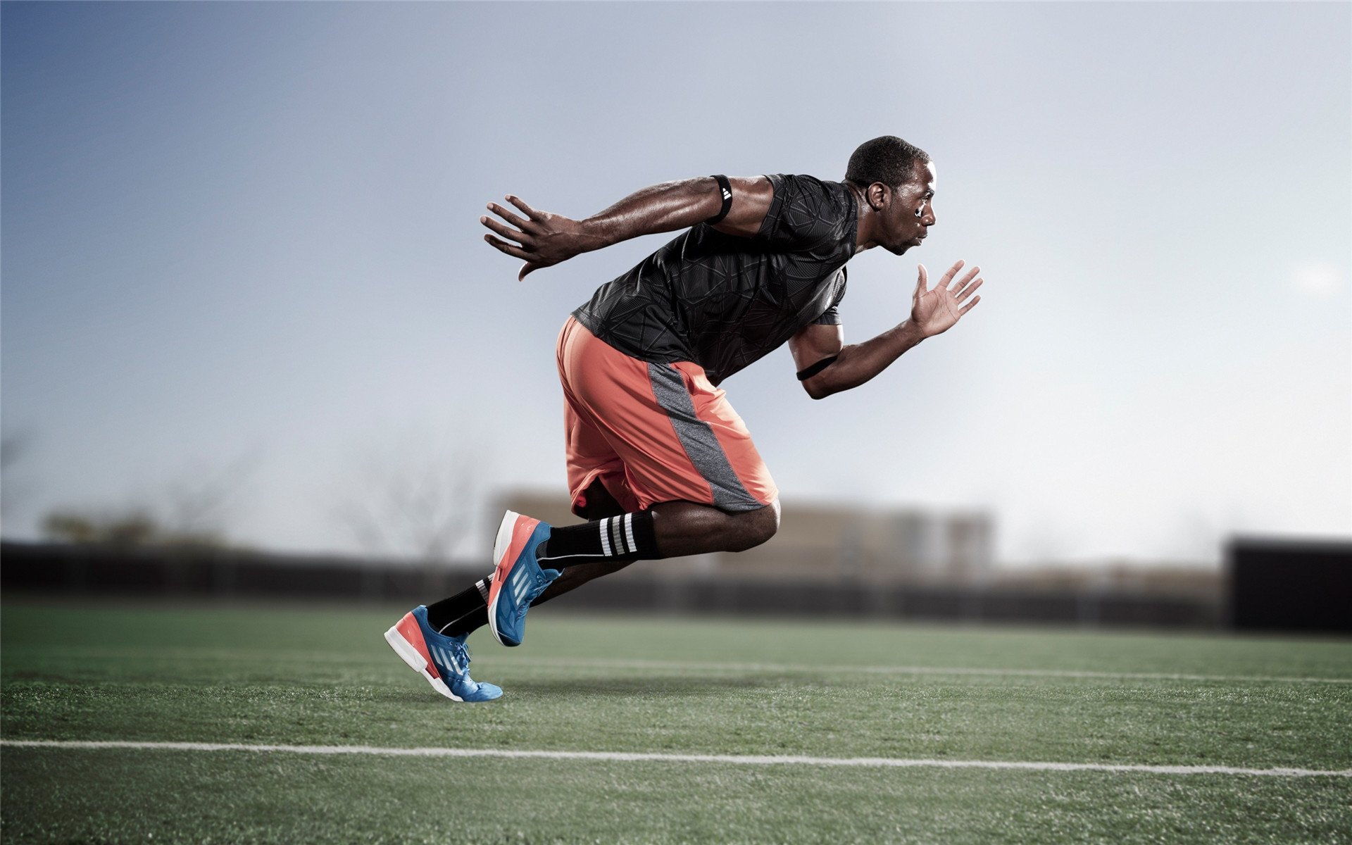 绿茵颠覆战，摩纳哥铁蹄踏破智利防线，范戴克化身进攻端无解风暴